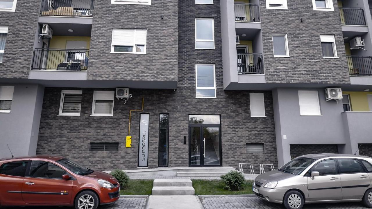 Apartment Delux 14 Суботица Экстерьер фото