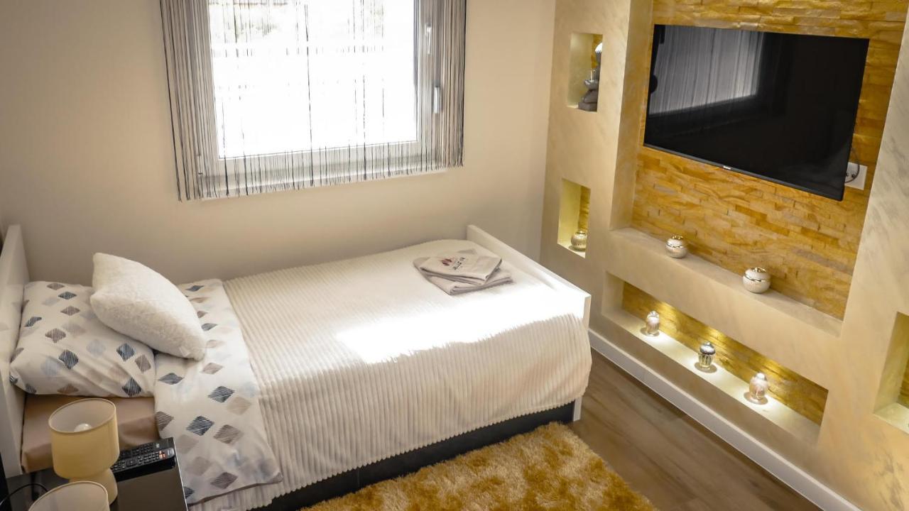 Apartment Delux 14 Суботица Экстерьер фото