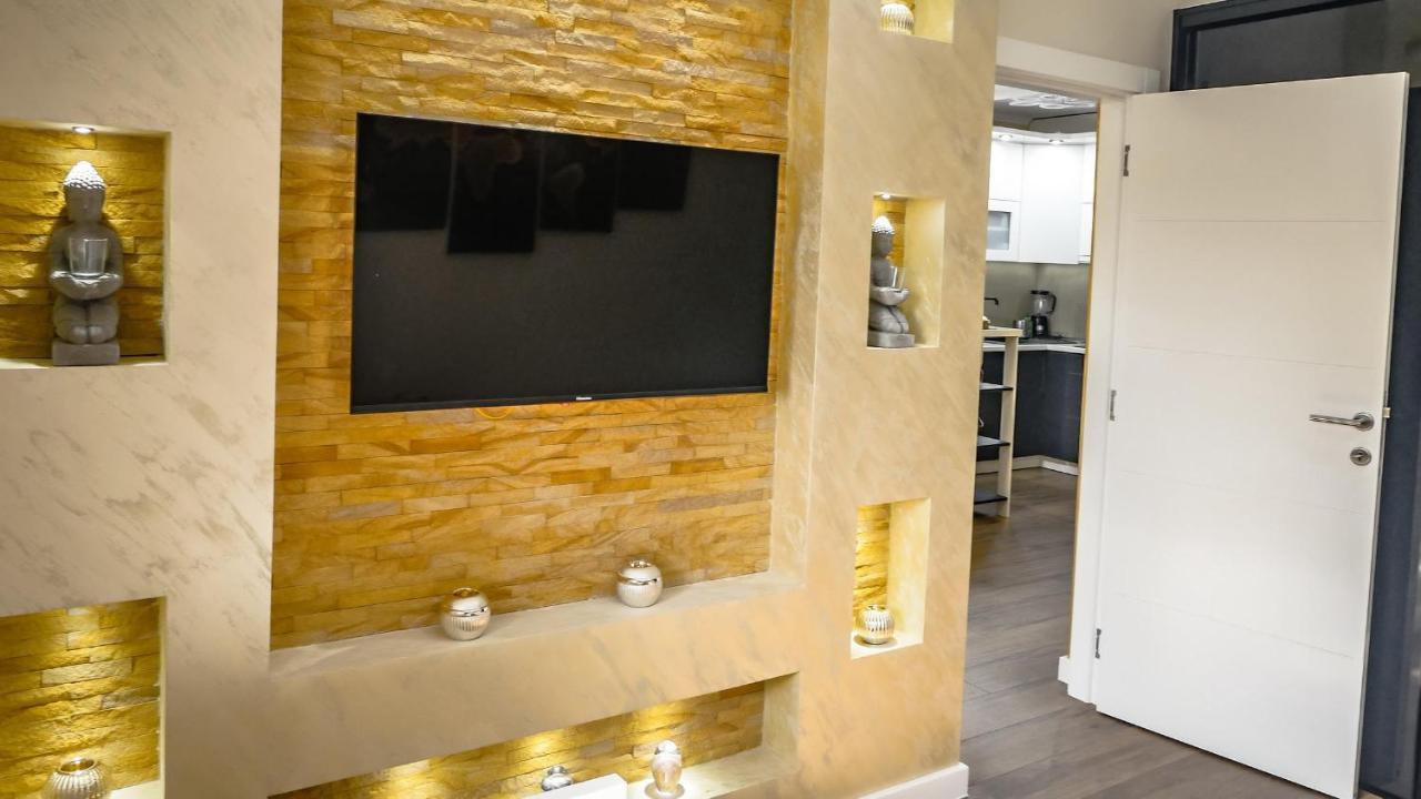 Apartment Delux 14 Суботица Экстерьер фото